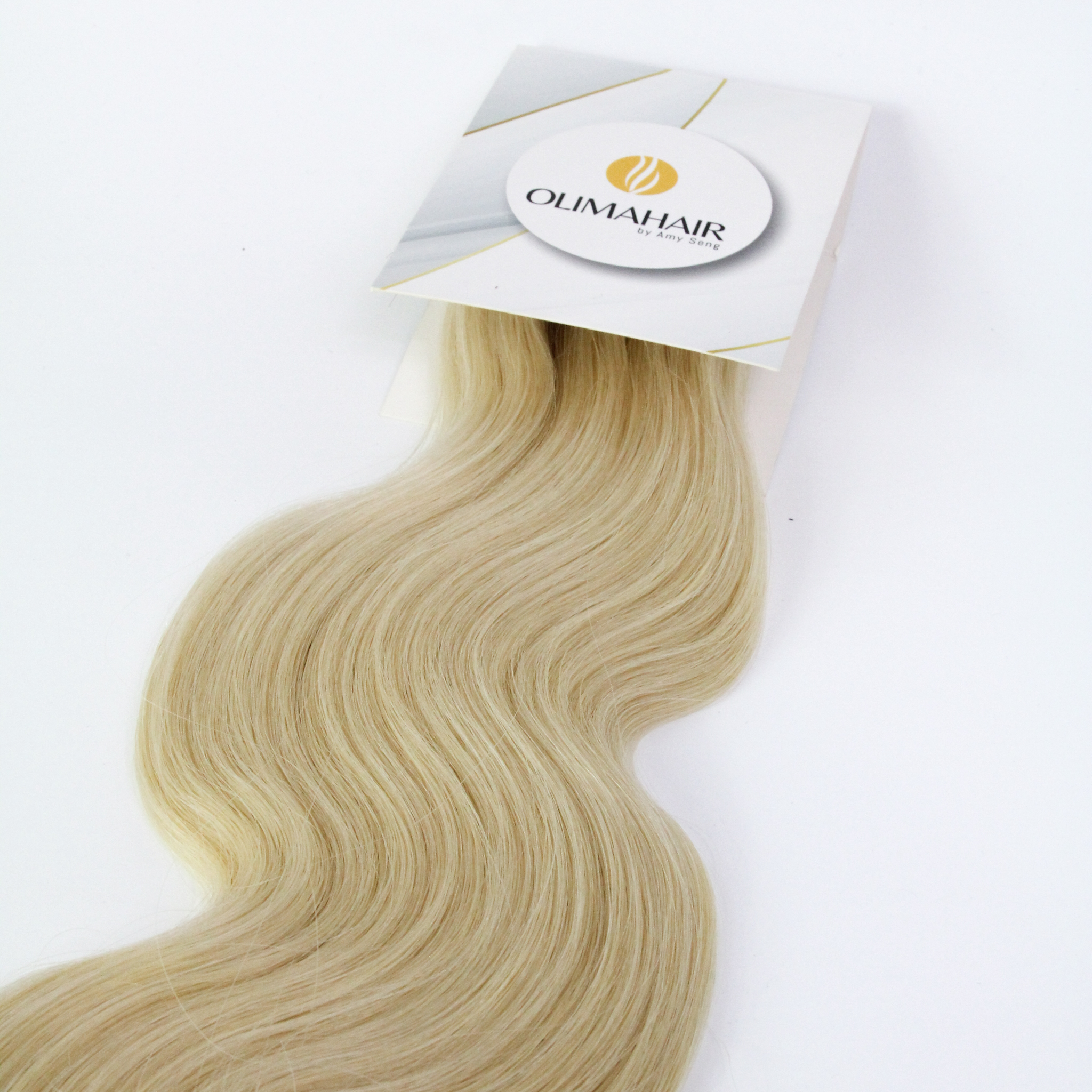 TISSAGE CALIFORNIA (BLOND PLATINE) - 16" 50 GR - ONDULÉ